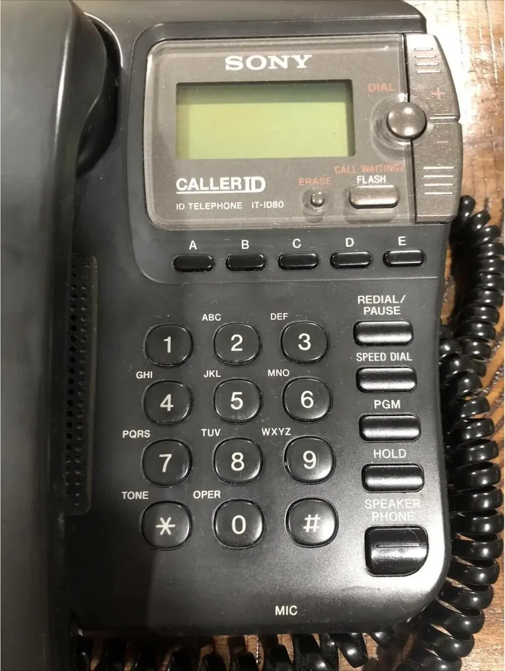 Sony IT-ID80 Caller ID Telephone. LCD Screen